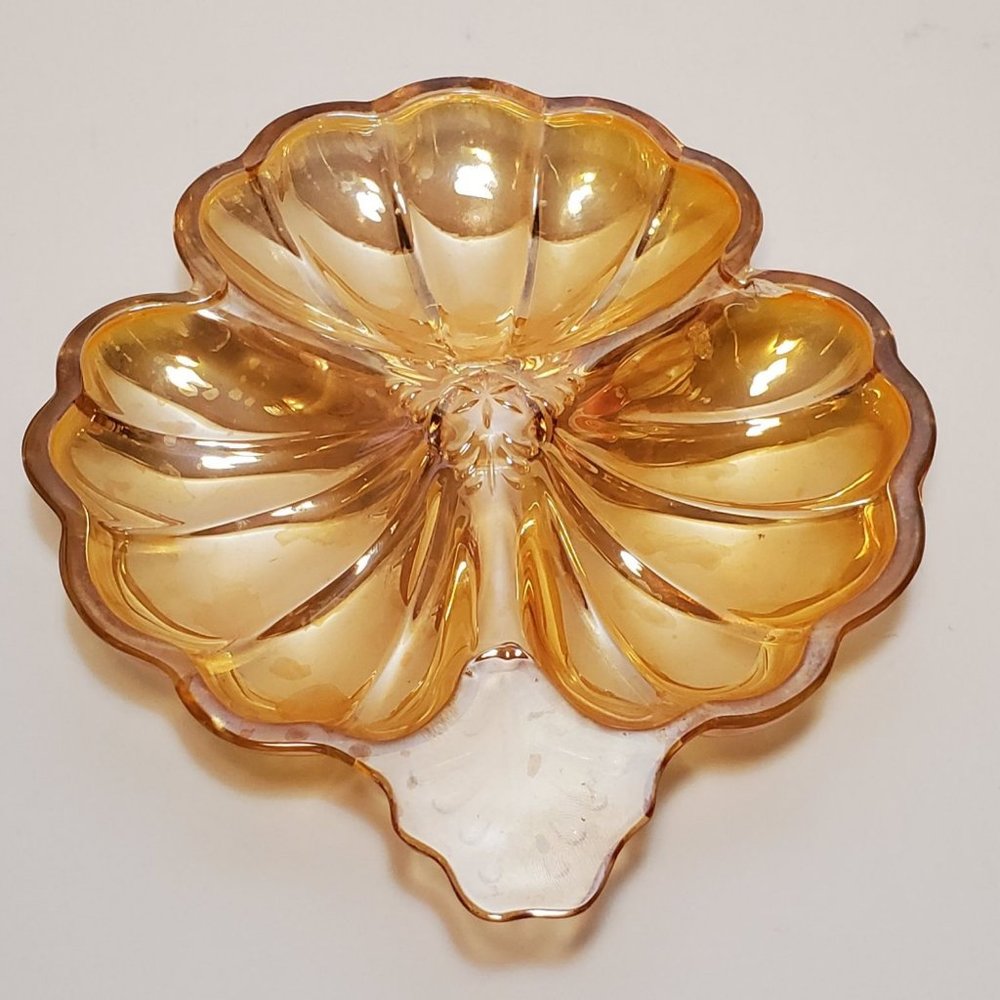 2 Vintage Jeanette Glass 3 Part Clover Shape Dish - Picture 2 of 6